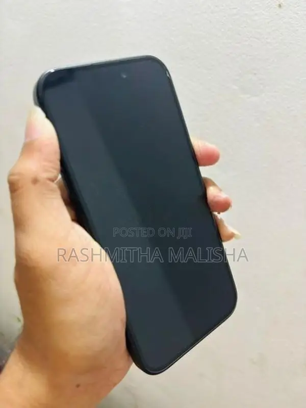 Apple iPhone 15 128GB (Used)