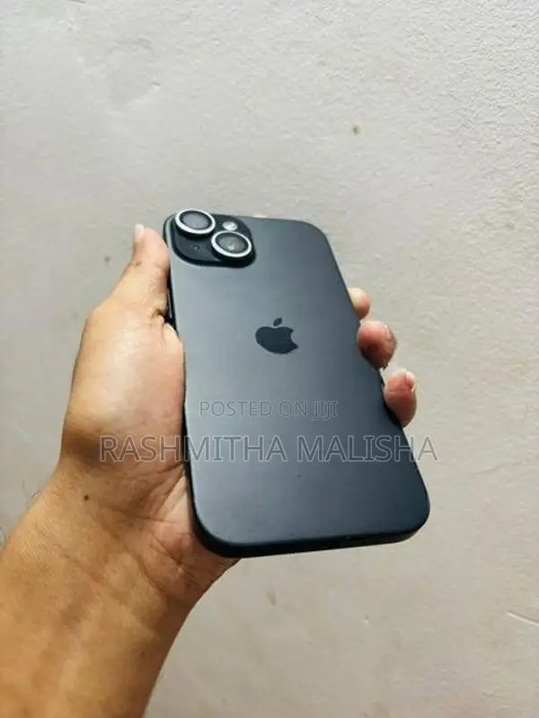 Apple iPhone 15 128GB (Used)