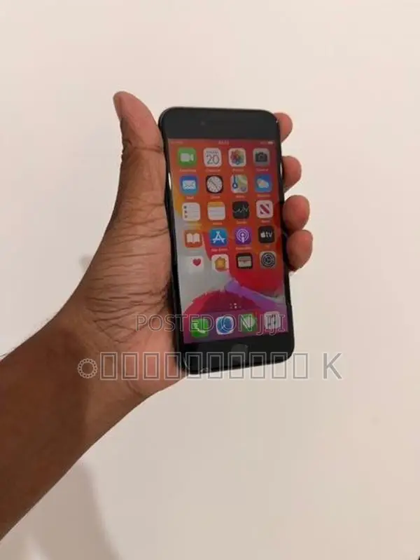 Apple iPhone 8 64GB (Used)