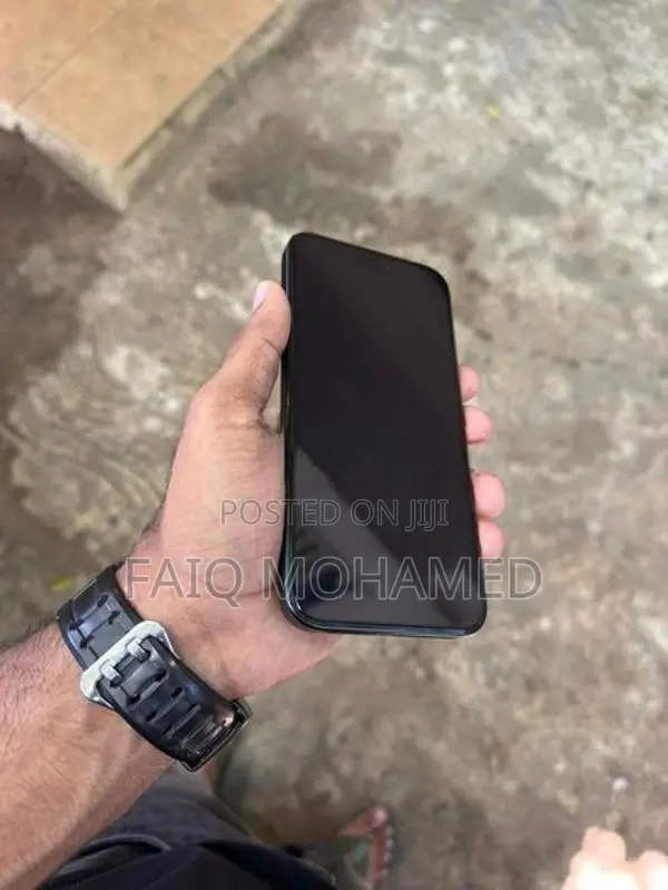 Apple iPhone 15 Pro Max (Used)