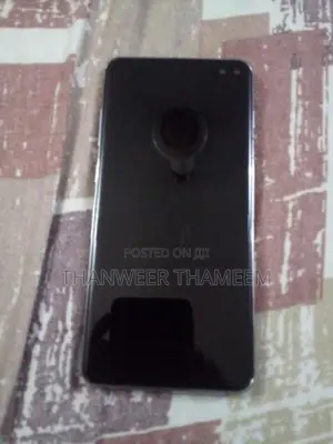 Samsung Galaxy S10 Plus (Used)
