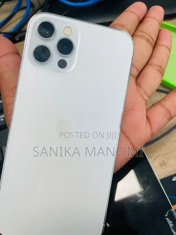 Apple iPhone 12 Pro (Used)