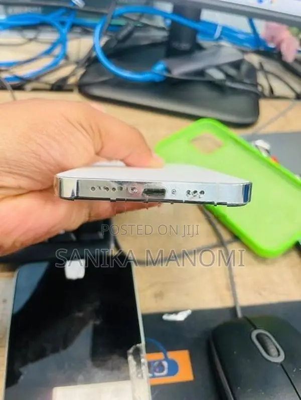 Apple iPhone 12 Pro (Used)