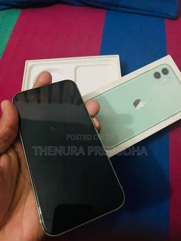 Apple iPhone 11 (Used)