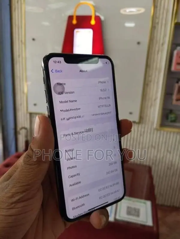 Apple iPhone XS (Used)