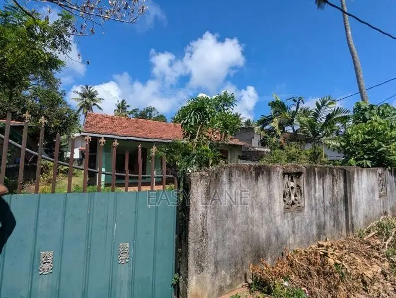 Land with House for Sale Katunayake SA 15875