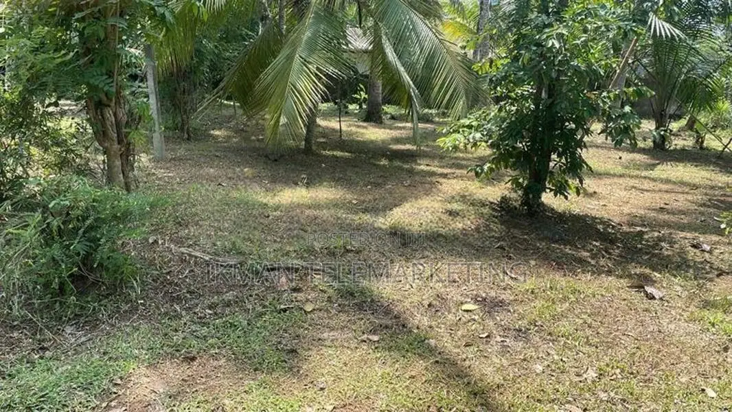 Land For Sale In Kadawatha