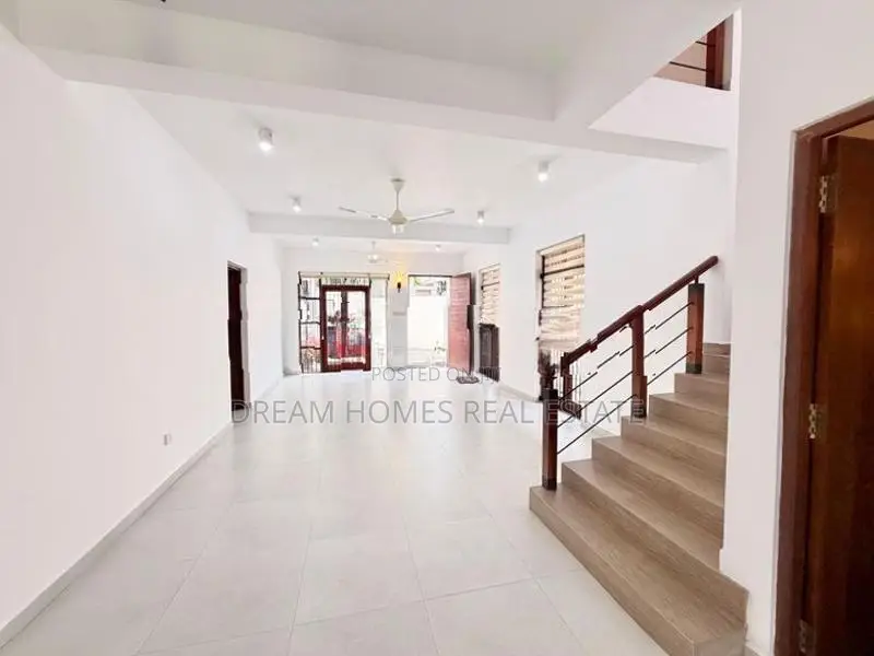 Modern 2-Storey House for Sale in Pagoda