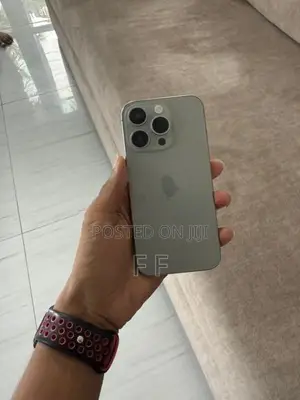 Apple iPhone 15 Pro (Used)