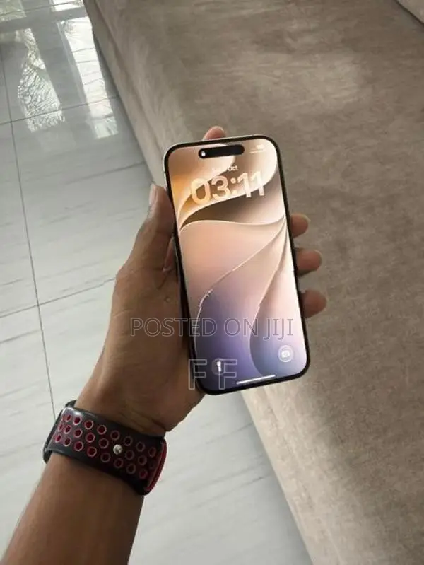 Apple iPhone 15 Pro (Used)