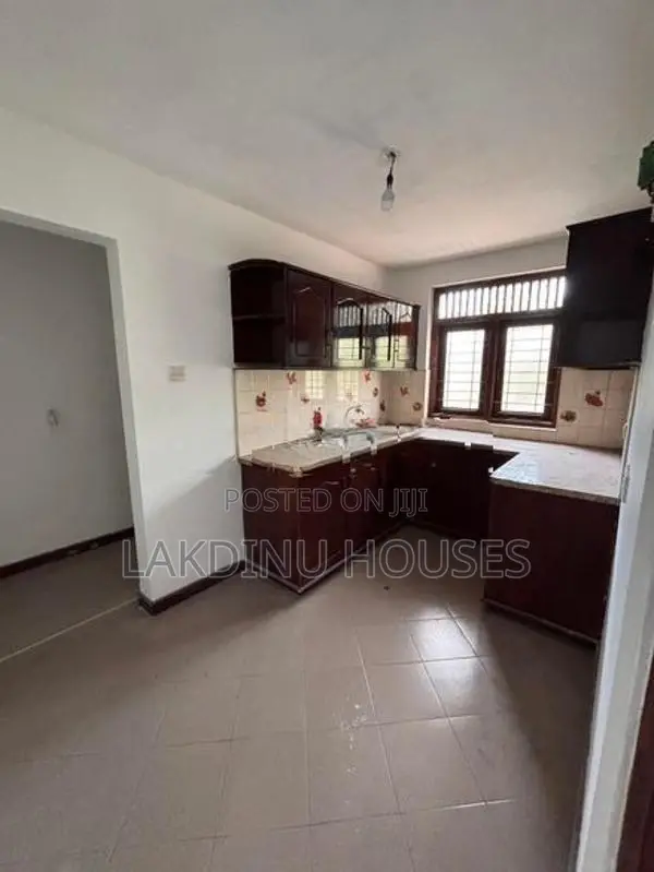 House for sale in attidiya
