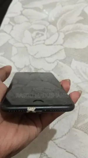 Apple iPhone 7 Plus (Used)