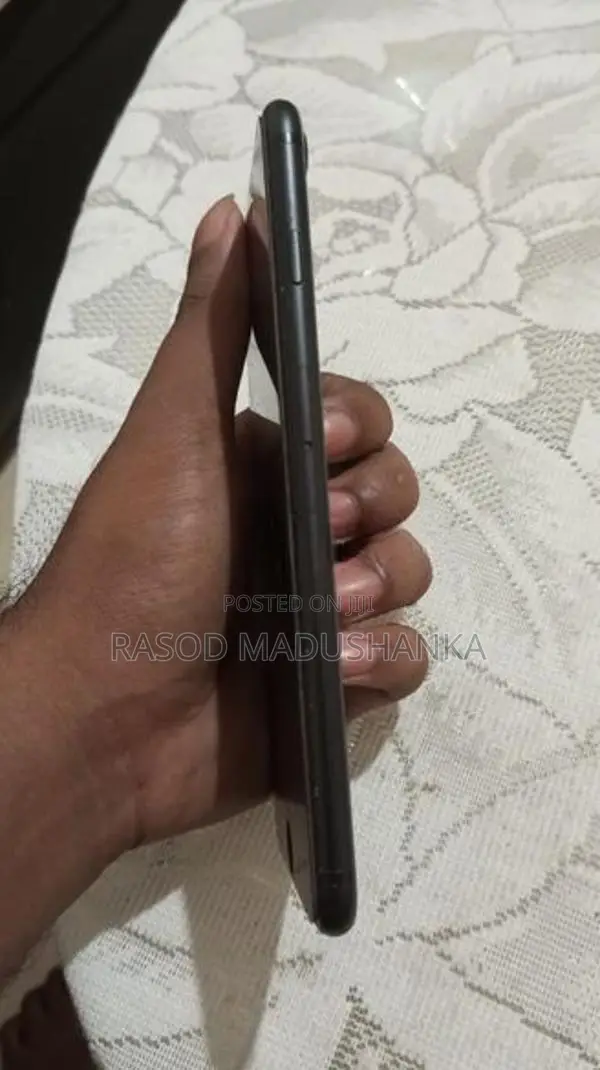 Apple iPhone 7 Plus (Used)