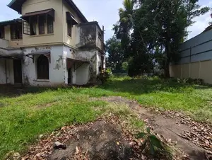 Land for rent in Thumulla Junction