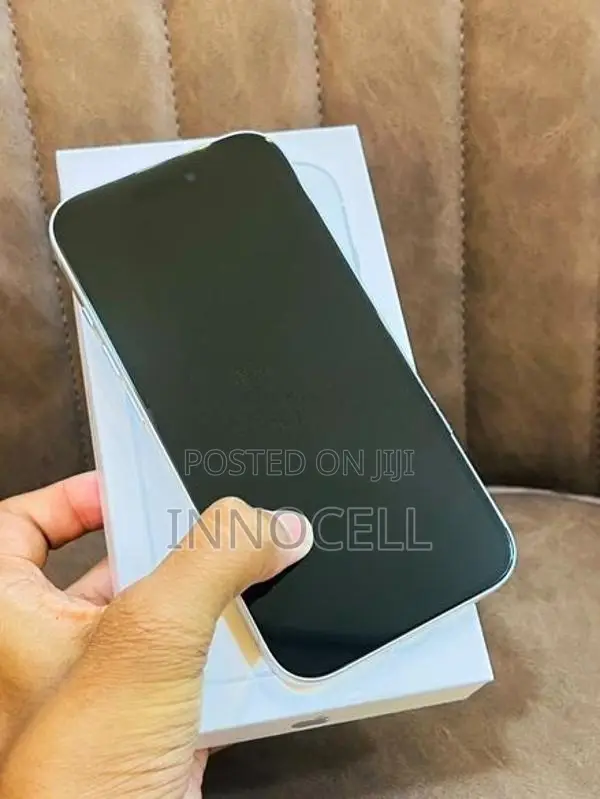 Apple iPhone 16 128GB (Used)