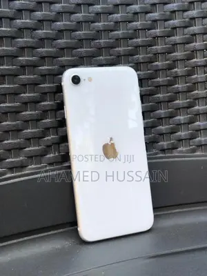 Apple iPhone SE 2 128GB (Used)