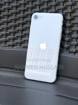 Apple iPhone SE 2 128GB (Used)