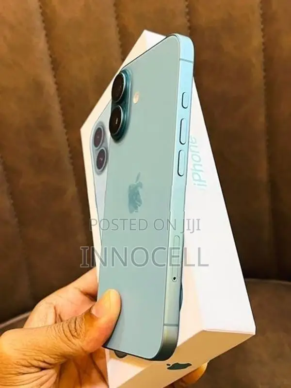 Apple iPhone 16 256GB (Used)