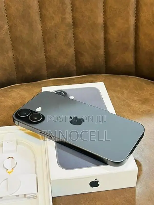 Apple iPhone 17 256GB (Used)