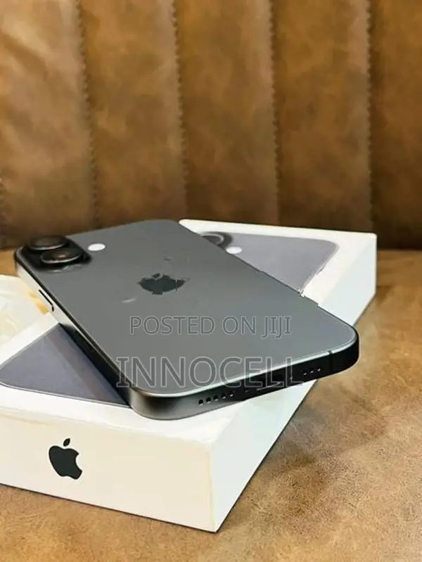 Apple iPhone 17 256GB (Used)