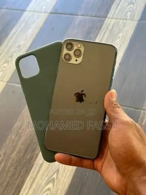 Apple iPhone 11 Pro Max (Used)