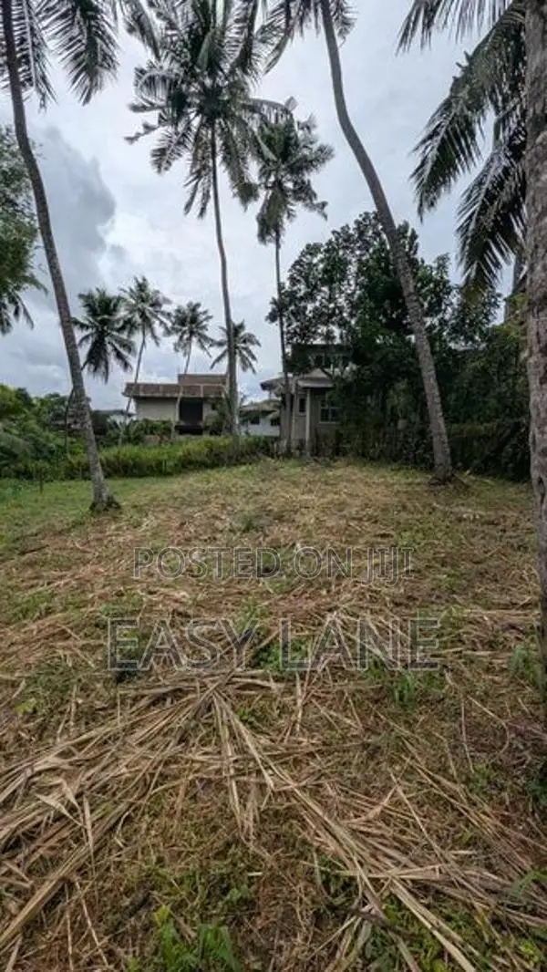 කඩවත – මාවරමන්ඩිය ඉඩමක් විකිණීමට. CA In Kadawatha
