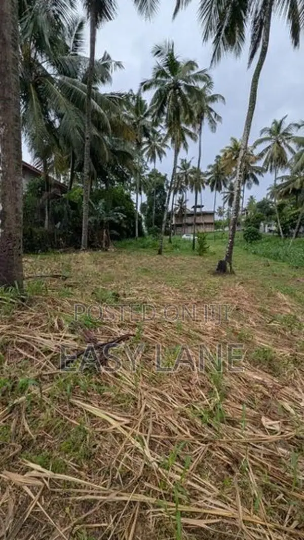 කඩවත – මාවරමන්ඩිය ඉඩමක් විකිණීමට. CA In Kadawatha