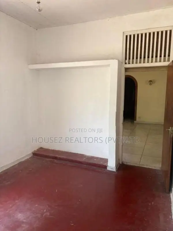 Land with House for Sale – Pamunuwa, Maharagama