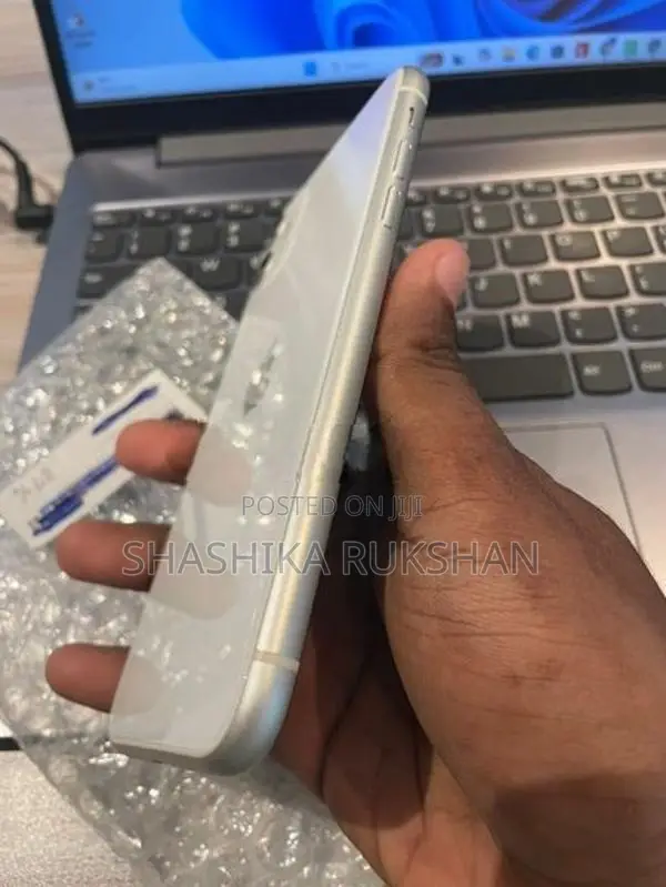 Apple iPhone 11 128GB (Used)