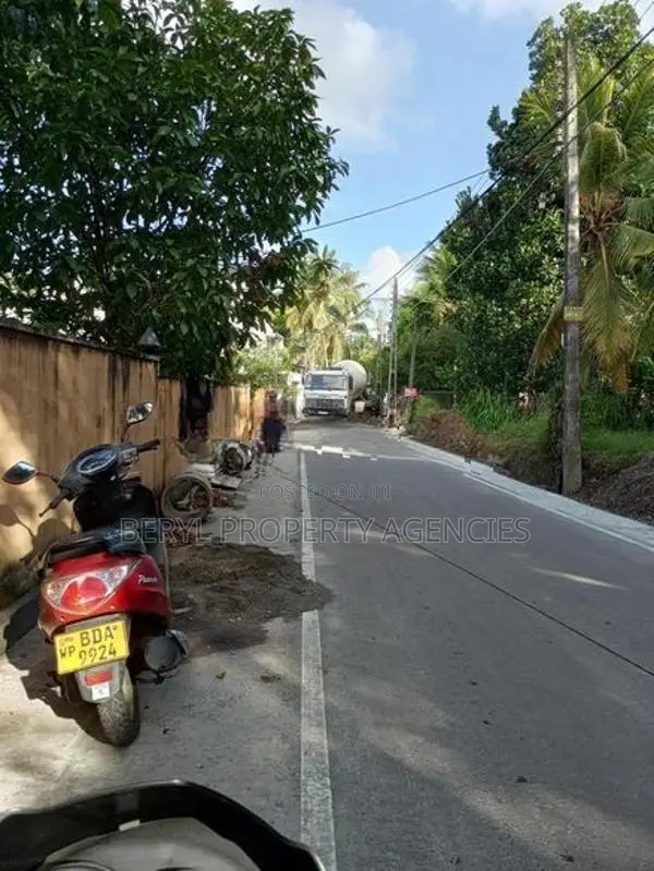 Ideal Land For Sale In Homagama