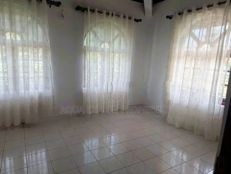 House For Rent – Mount Lavinia
