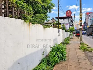 Land with Colonial-Style House for Sale | Mount Lavinia (ZR-0040)