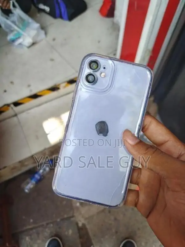 Apple iPhone 11 (Used)