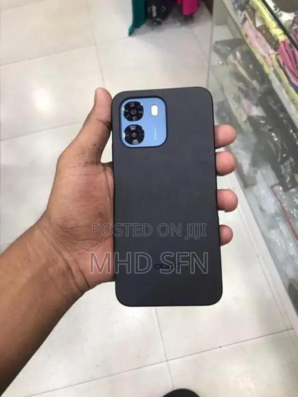 Oppo A6 (Used)
