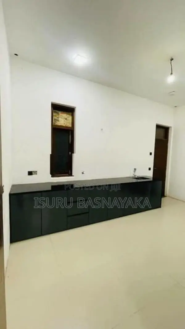 Kottawa Pannipitiya Angirikula Rukmale Road 8 Rooms House For Rent