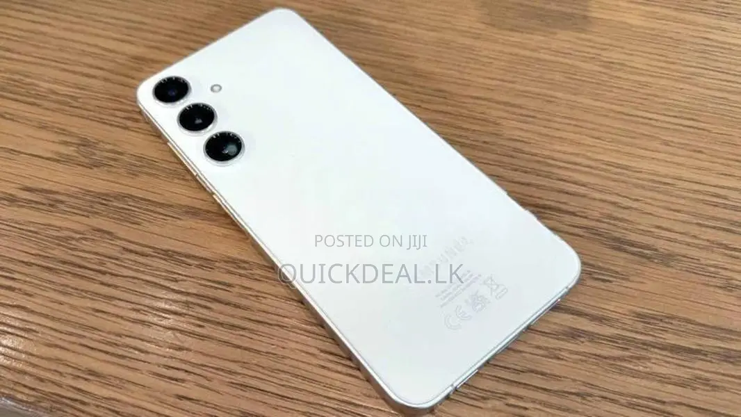 Samsung Galaxy S24 (Used)