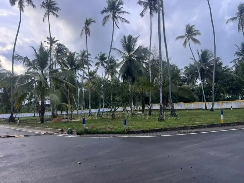 Gampaha City Limits land