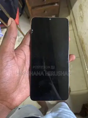 Samsung Galaxy A70 128GB (Used)