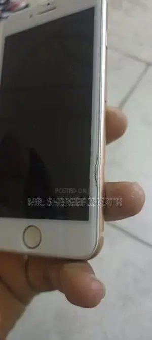 Apple iPhone 8 (Used)
