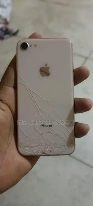 Apple iPhone 8 (Used)