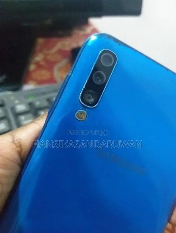 Samsung Galaxy A50 (Used)