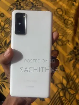 Samsung Galaxy S20FE (Used)