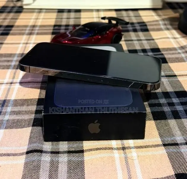 Apple iPhone 13 Pro (Used)