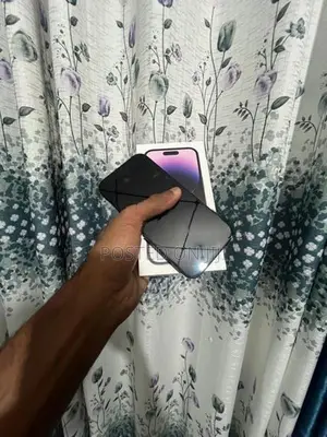 Apple iPhone 15 (Used)