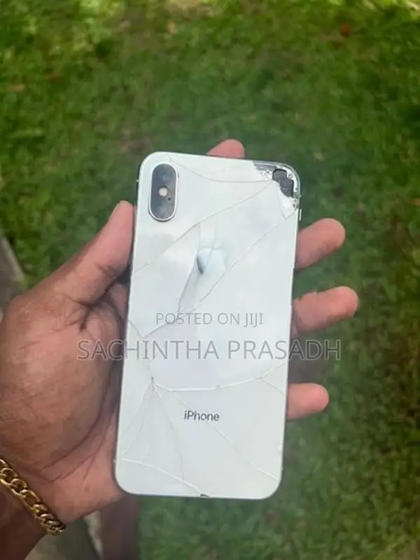 Apple iPhone X (Used)