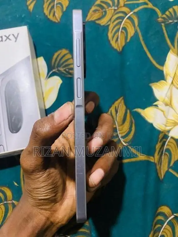 Samsung Galaxy A17 (Used)