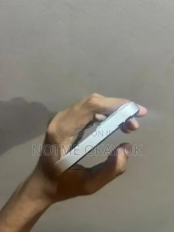 Apple iPhone 13 White (Used)