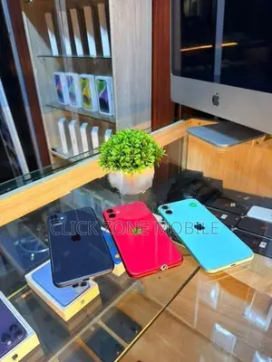 Apple iPhone 11 128GB (Used)