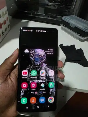 Samsung Galaxy S10 Plus (Used)