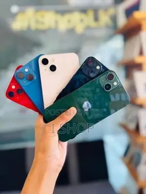 Apple iPhone 13 (Used)